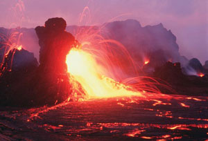    :     <em>(Hawai'i Volcanoes National Park)