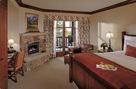  'The Ritz-Carlton Bachelor Gulch',  Resort View room   King-size    .