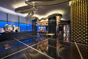 Отель 'Mandarin Oriental Las Vegas' (Мандарин Ориенталь Лас-Вегас) 5*+. Чайный салон 'Tea Lounge'  в лобби на 23 этаже.