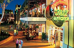 Downtown Disney ('Городок Диснея' - место развлечений и отдыха, центр ночной жизни Диснейленда)