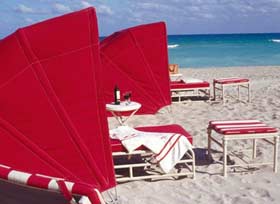 Отель 'Acqualina Resort & Spa 5*+', пляж отеля. Майами, штат Флорида, США.