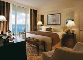 Отель 'Acqualina Resort & Spa 5*+', номер. Майами, штат Флорида, США.