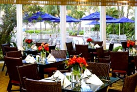Отель 'Four Points by Sheraton Miami Beach Hotel', ресторан 'Sungrass Cafе'. 