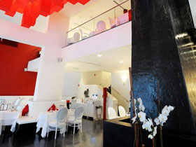 Отель 'Gansevoort Miami Beach' (Ганзефорт Майами-Бич) 5*, ресторан изысканной азиатской кухни 'Philippe'.