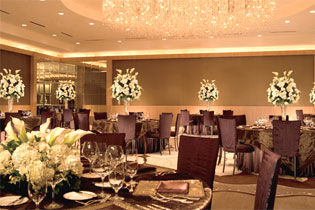 Отель 'The Ritz-Carlton Fort Lauderdale' (Ритц Карлтон Форт-Лодердейл) 5*+, штат Флорида, США. Проведение свадеб и торжеств.