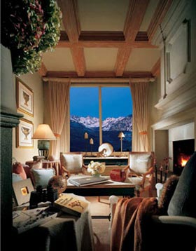  'Lodge at Vail' ( ), Deluxe two room - -.