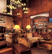  'Vail Cascade Resort & Spa' (    ), Fireside Bar -    .