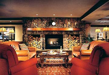  'Vail Marriott Mountain Resort and Spa' (     ), - Avalanche Pub.